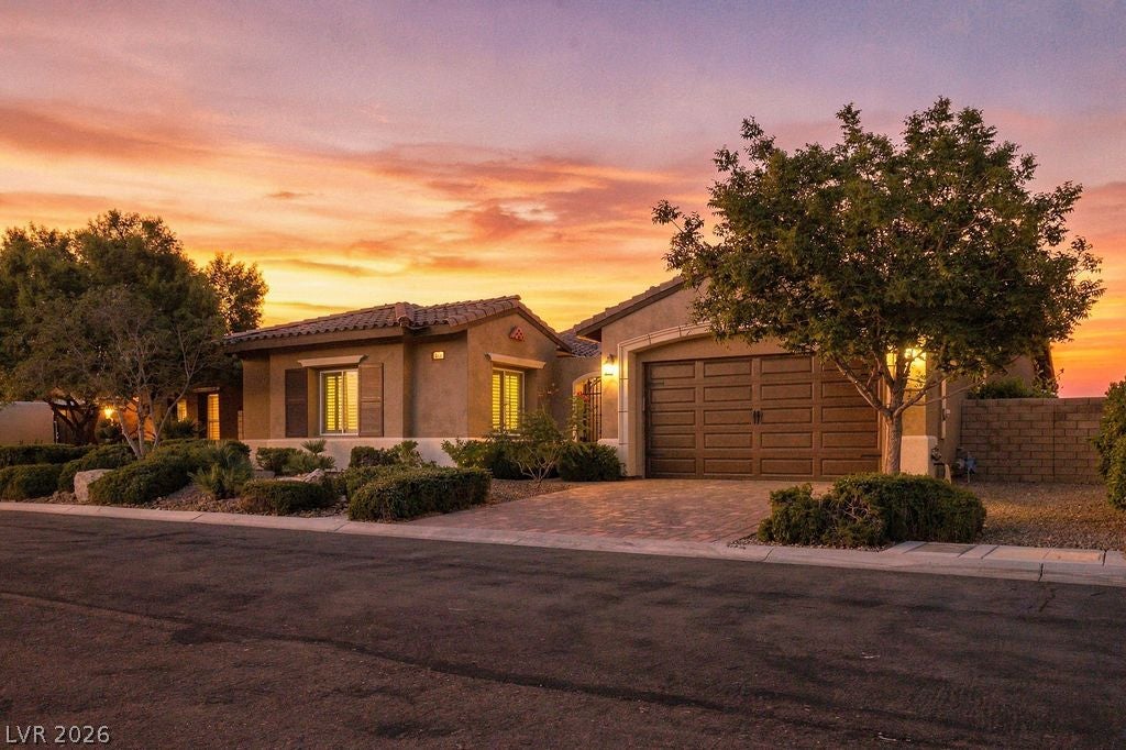 286 Lindura Court