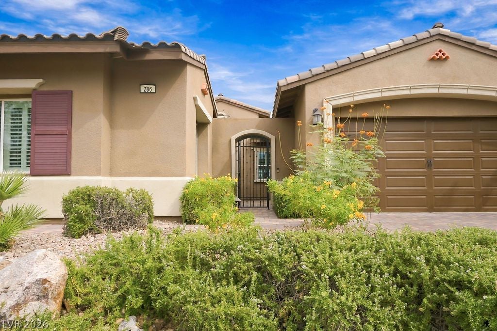 286 Lindura Court