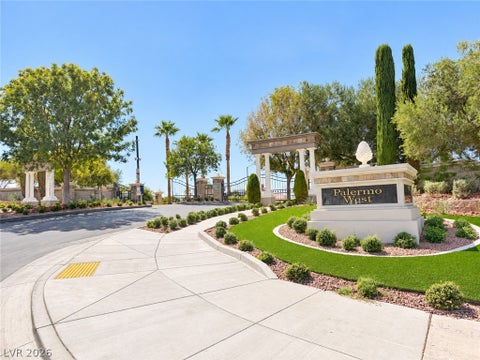 Photo of 1472 Dragon Rock Drive, Henderson, NV 89052 (MLS # 2819192)