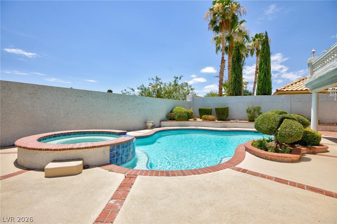 276 Helmsdale Drive