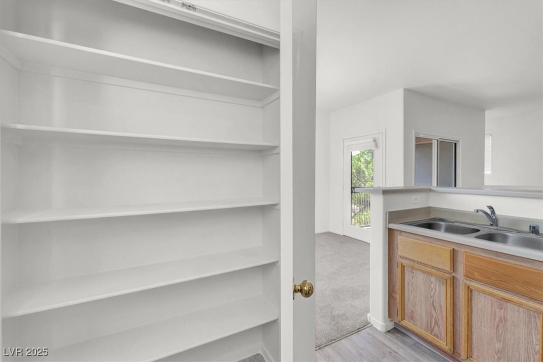 Las Vegas, Nevada 89148, United States, 2 Bedrooms Bedrooms, ,2 BathroomsBathrooms,Residential,Active,119162