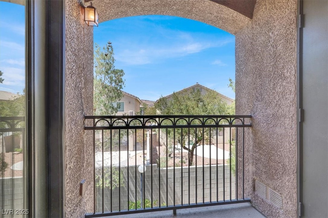 Las Vegas, Nevada 89148, United States, 2 Bedrooms Bedrooms, ,2 BathroomsBathrooms,Residential,Active,119162