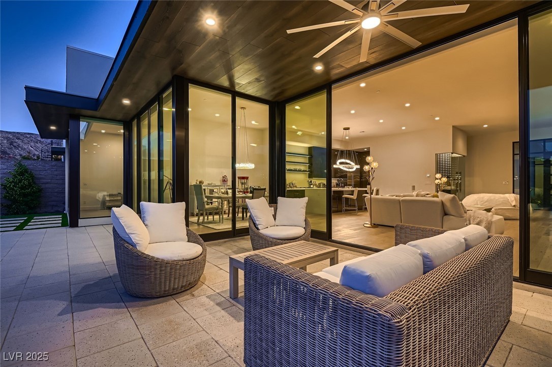 678 Blackrock Rim Drive, Henderson, Nevada image 46