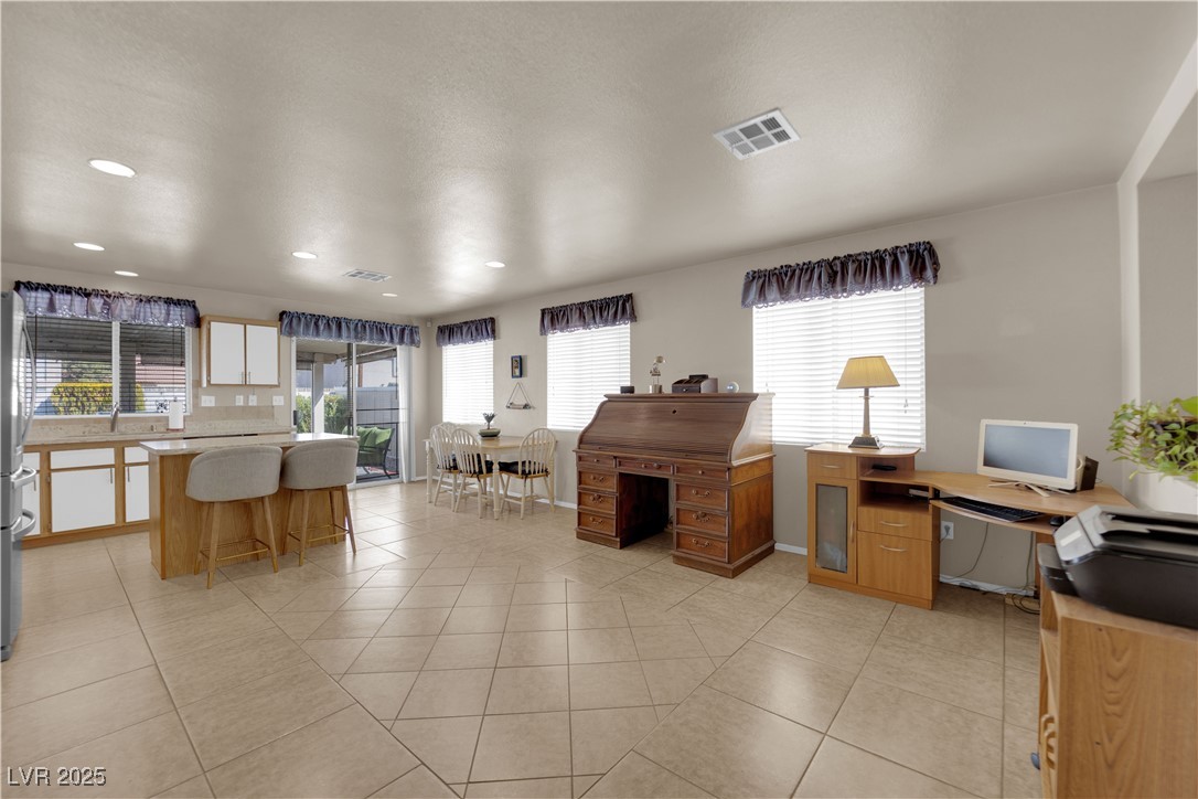 5846 Dana Rogers Drive, Las Vegas, Nevada image 11