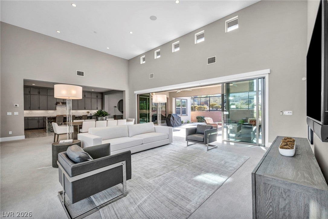 6675 DESERT CRIMSON Street