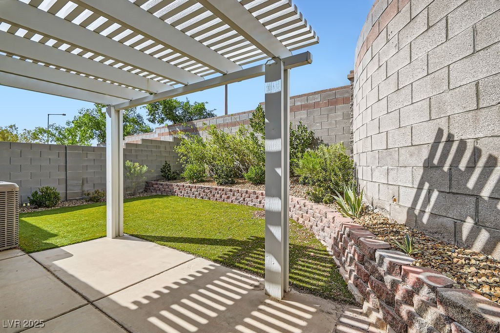 423 Red Canvas Place, Las Vegas, Nevada image 26