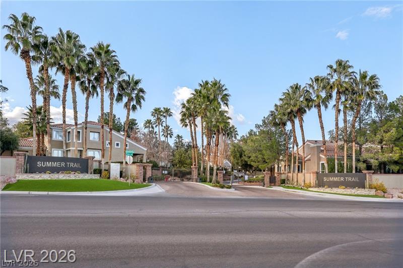 1924 Summer Pine Court 102