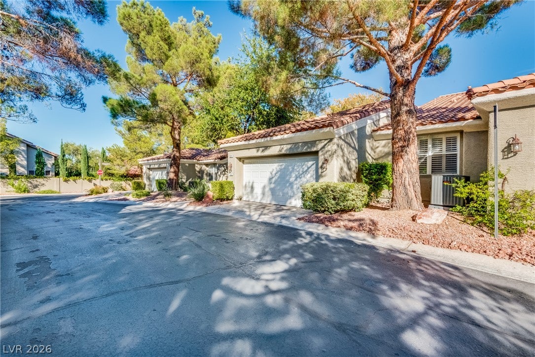 1924 Summer Pine Court 102