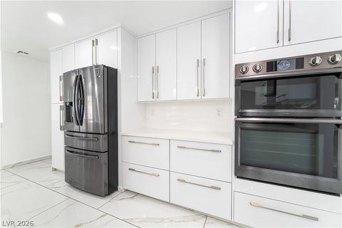 Tiny photo for 3160 E Viking Road, Las Vegas, NV 89121 (MLS # 2755851)