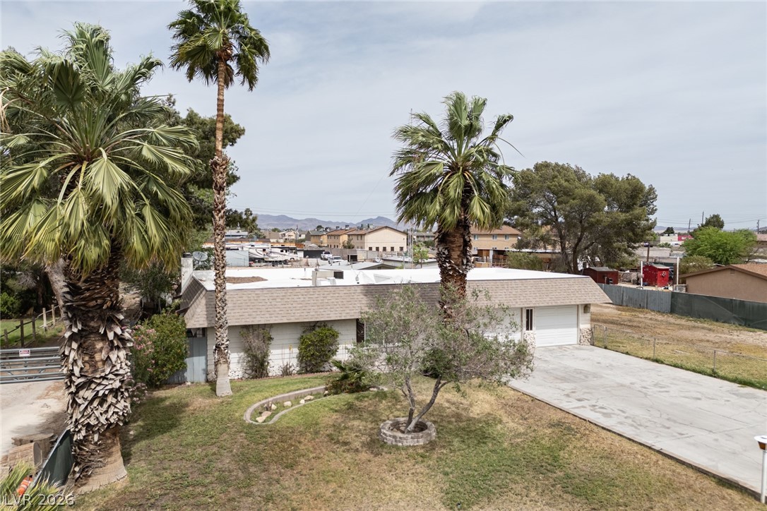 4958 E Van Buren Avenue