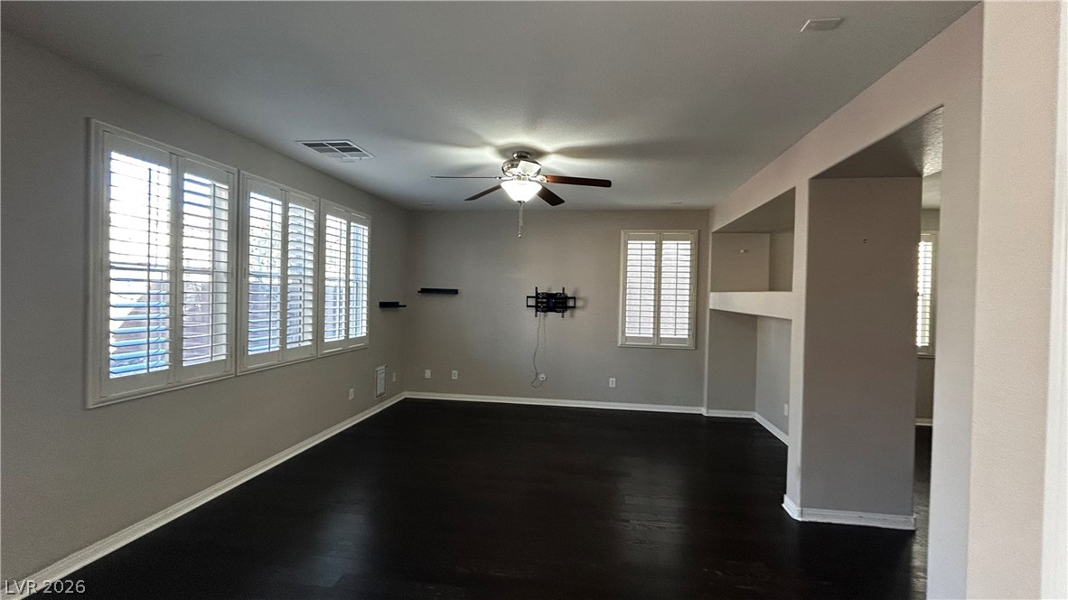 6942 Grand Junction Avenue