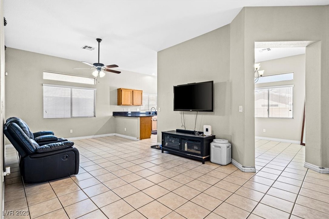 5224 Red Vine Street, North Las Vegas, Nevada image 5