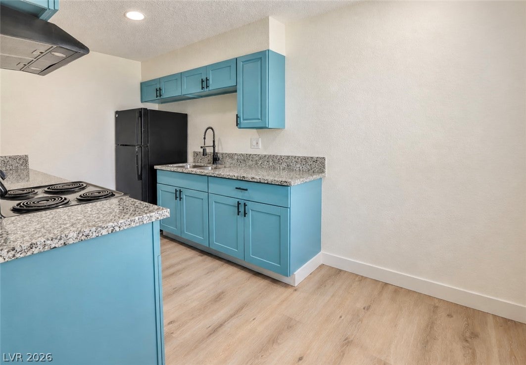 2030 Sunrise Avenue 10