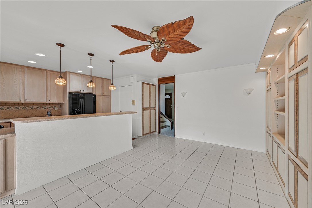 Properties 3 2410 Paradise Village Way