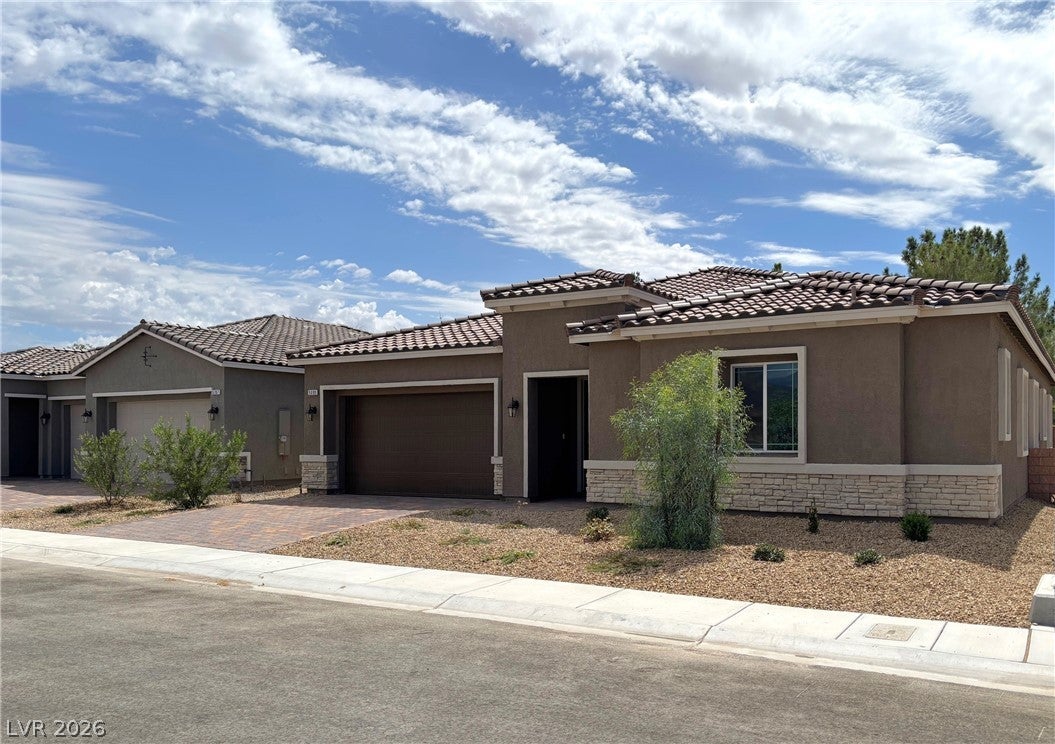 5686 Victoria Falls Drive