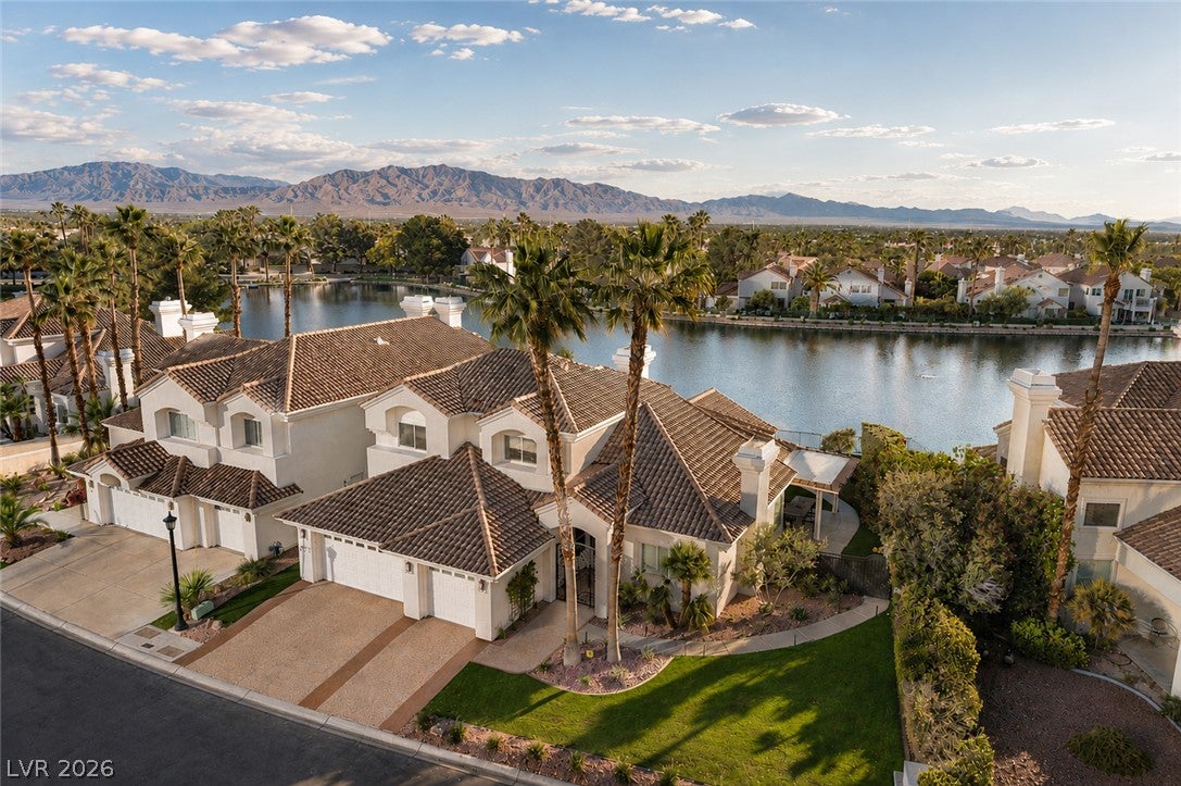 2972 Sun Lake Drive