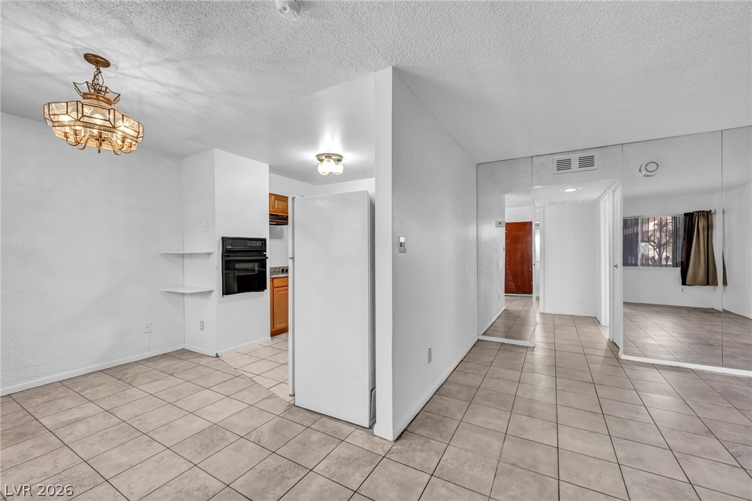 350 E Desert Inn Road 105