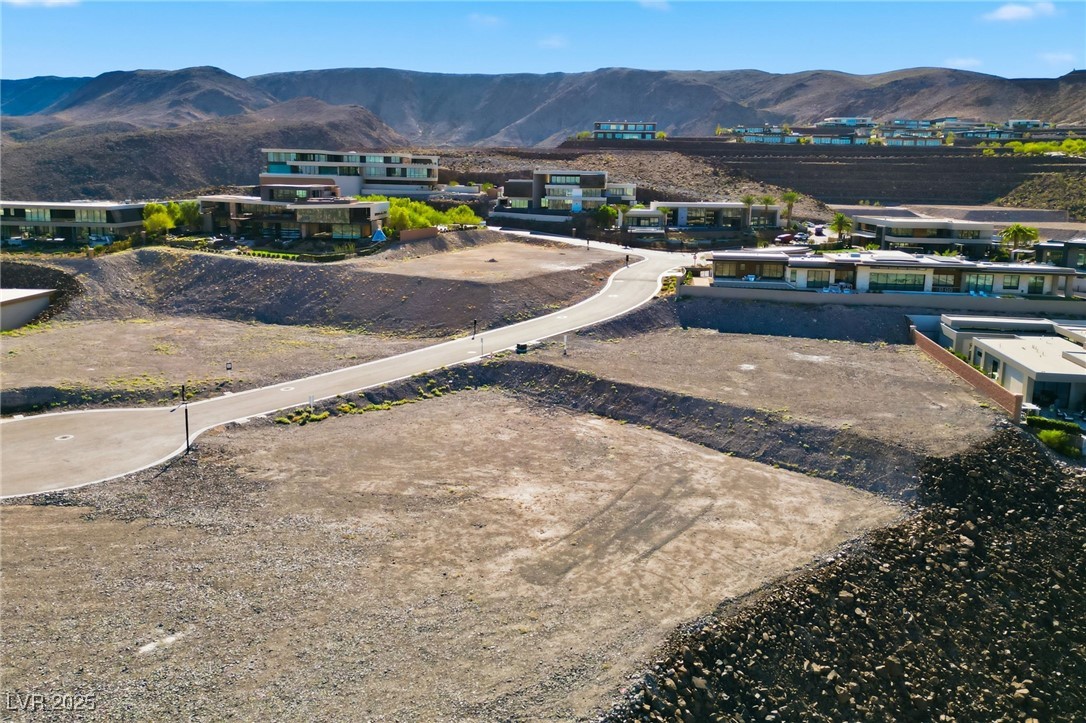 677 Dragon Point Drive