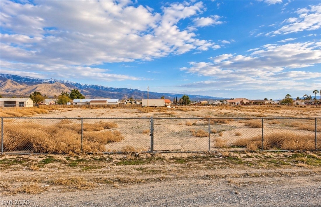 2741 Homestead Road