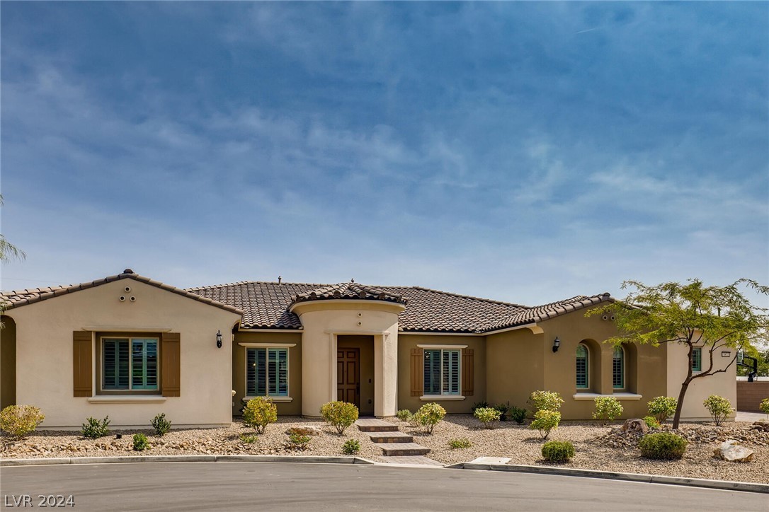 5872 Shangri La Night Court