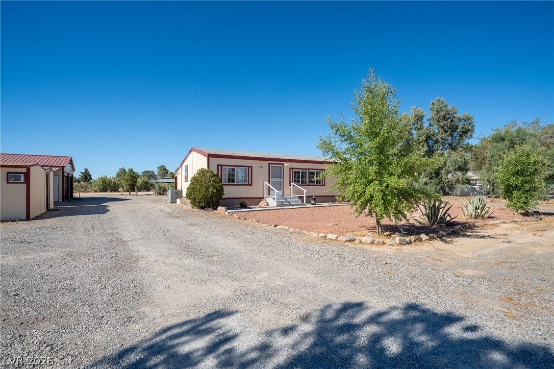 1310 Black Street