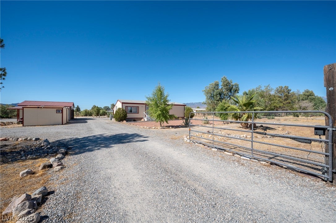 1310 Black Street