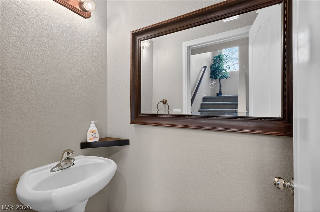 2752 Fountain Vista Lane