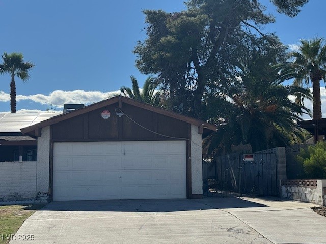 3881 Casa Colorado Avenue