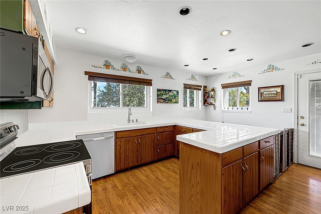 912 Santa Ynez Avenue, Henderson, Nevada image 30