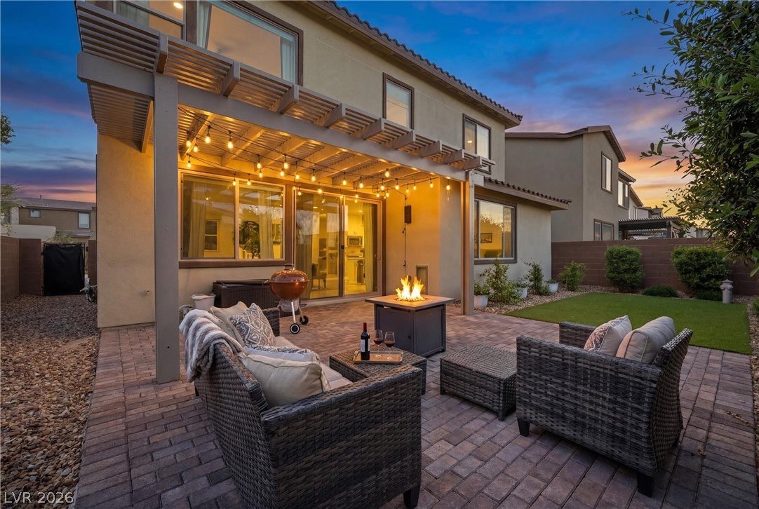 6922 Desert Finch Street