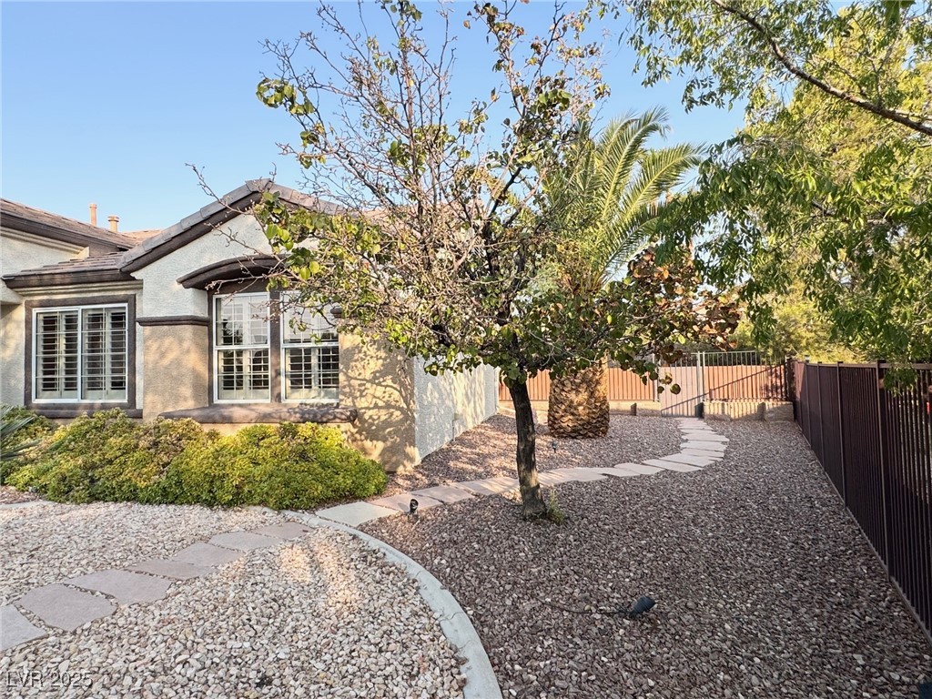 3005 Walnut Park Court