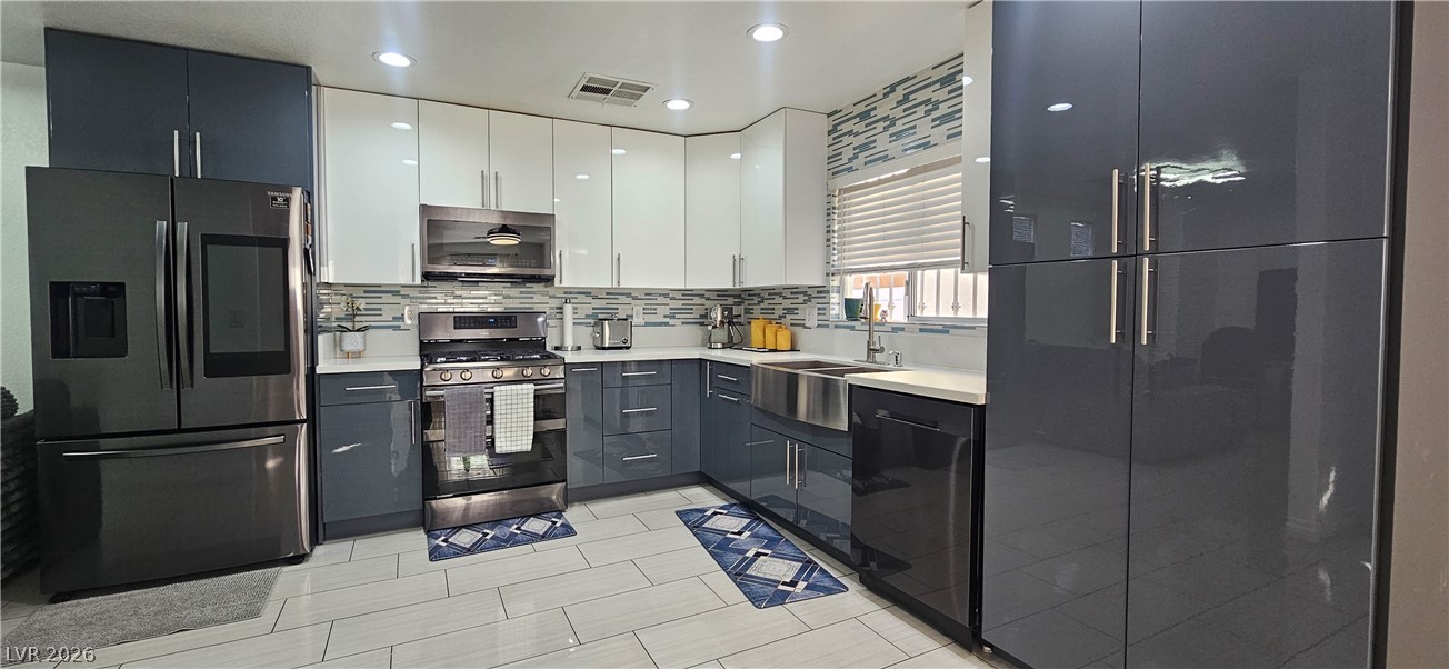 5256 Paradise Valley Avenue