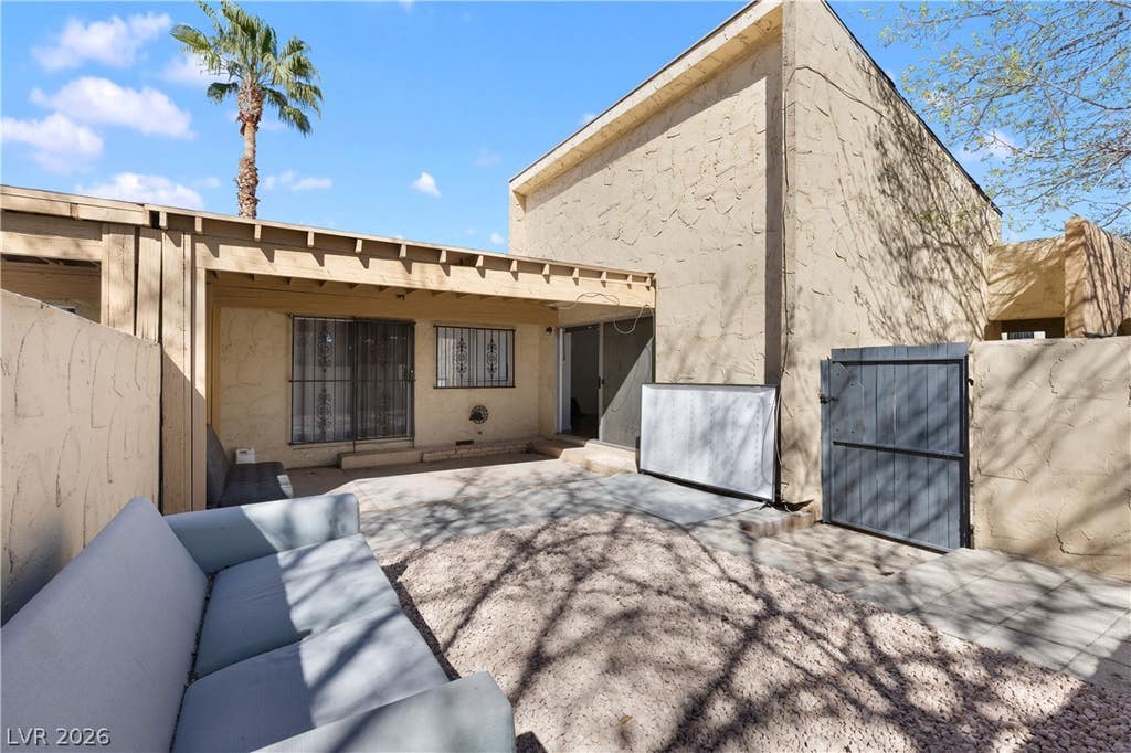 Photo of 4304 Devlin Green Court, Las Vegas, NV 89110 (MLS # 2811403)