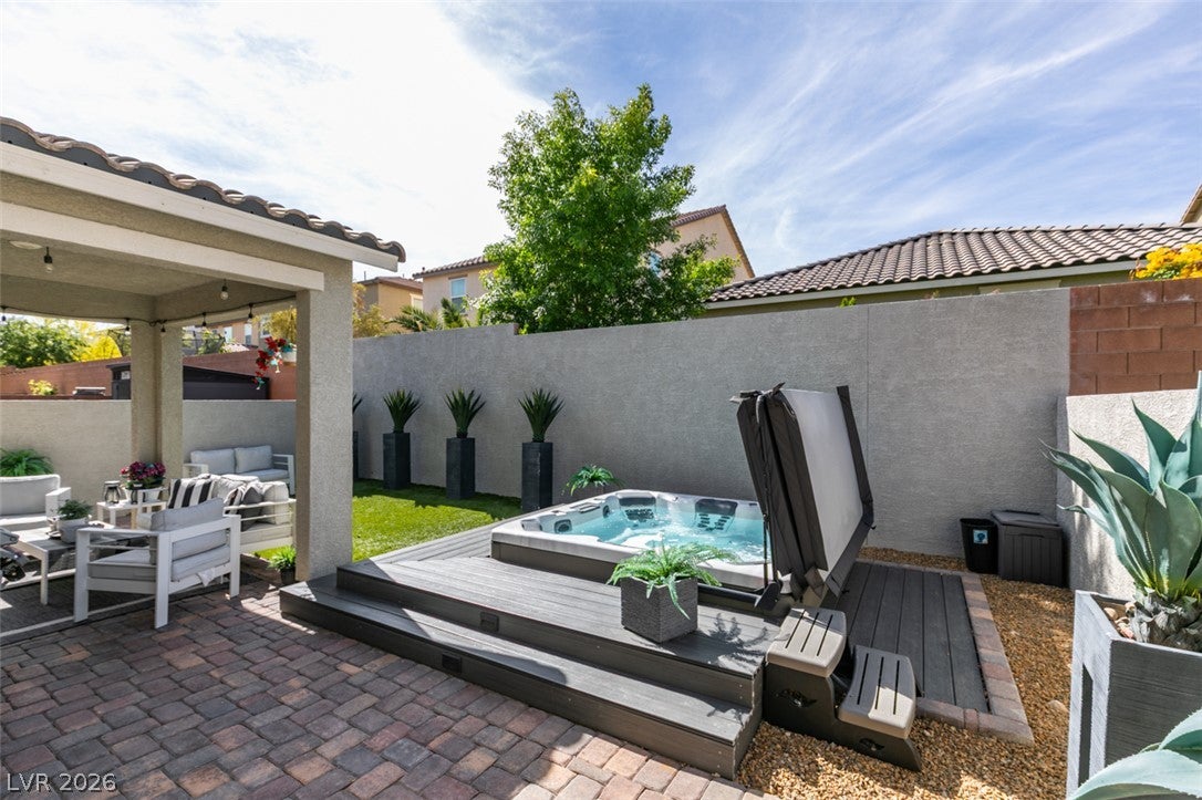 2927 Tranquil Brook Avenue