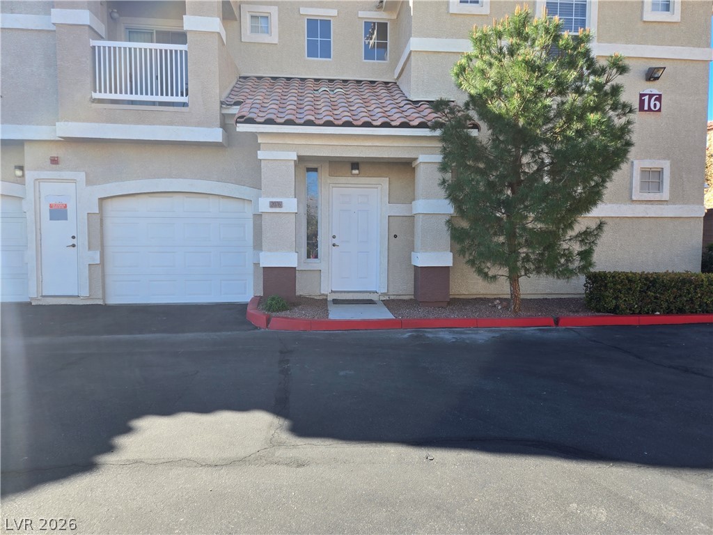 5855 VALLEY Drive 2076
