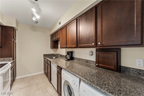 Tiny photo for 2867 Geary Place #3006, Las Vegas, NV 89109 (MLS # 2747737)