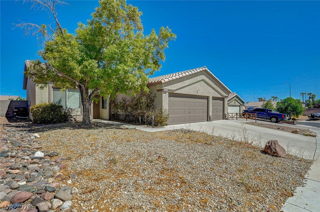 5216 Wild Orchid Street