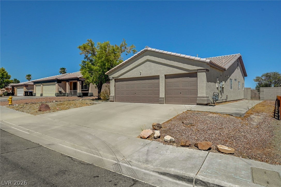 5216 Wild Orchid Street