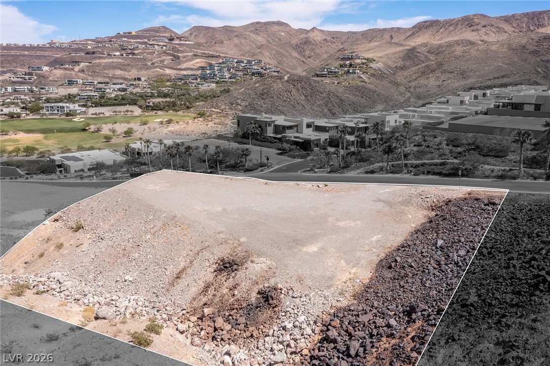 637 Dragon Peak Drive