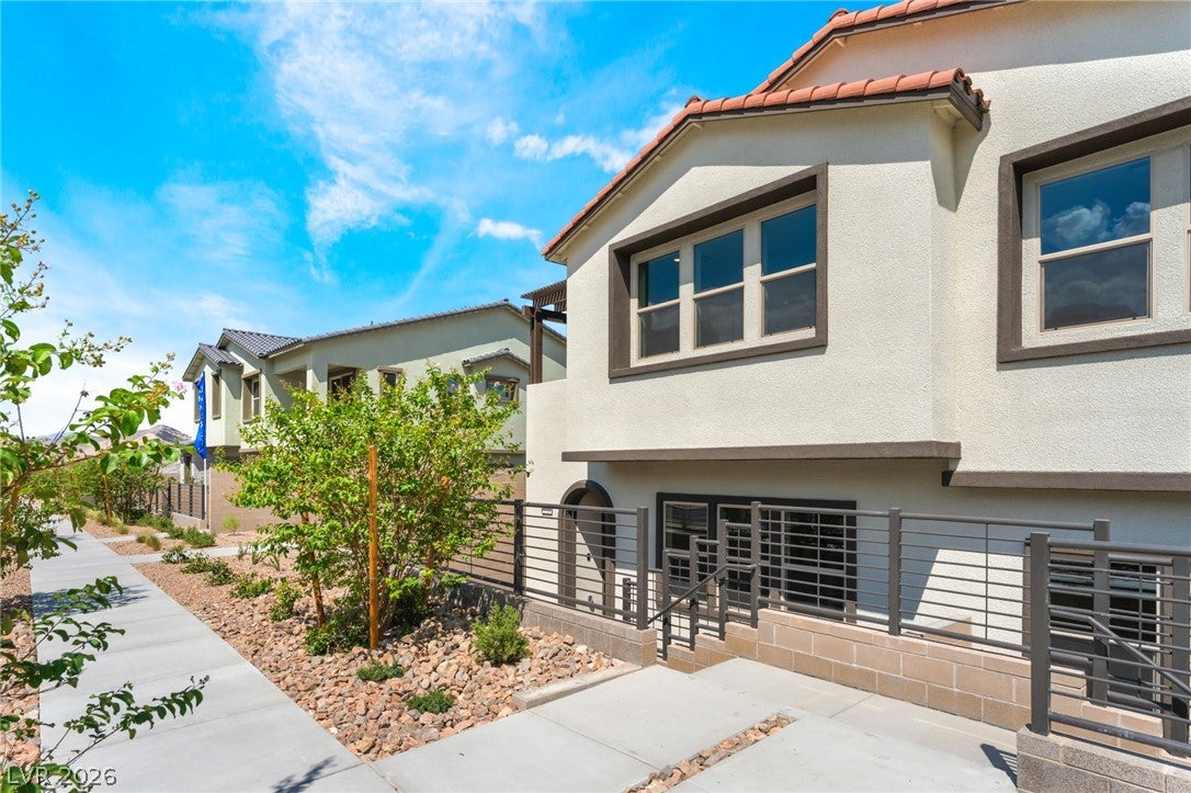 1785 Sparrow Nest Street