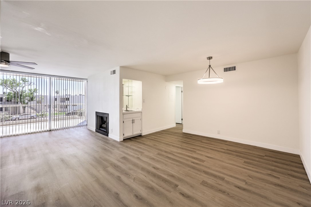 750 S Royal Crest Circle 315