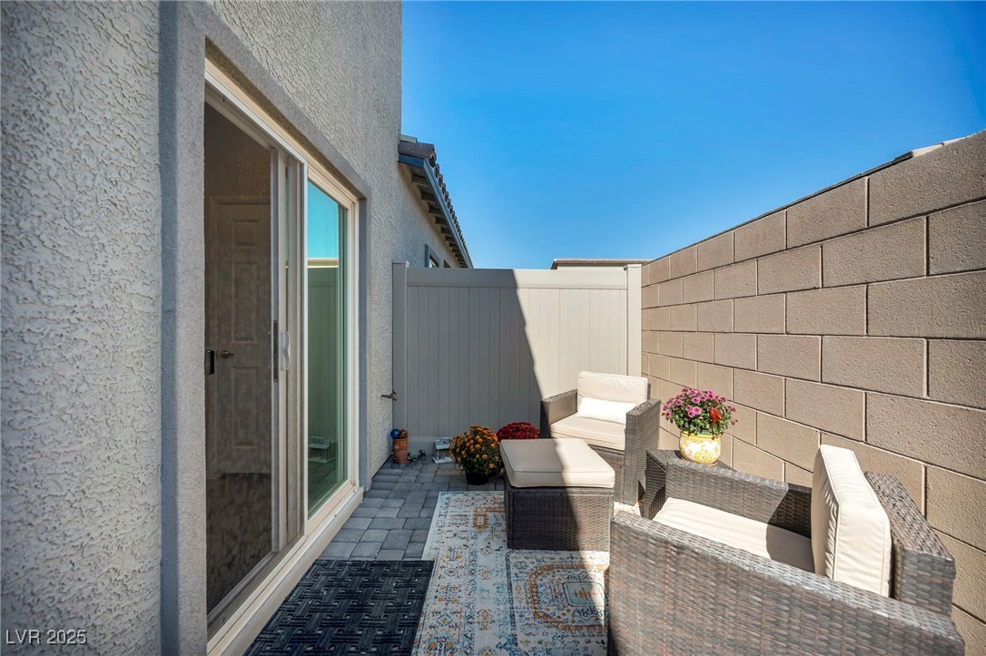 7452 Cooks Meadow Street