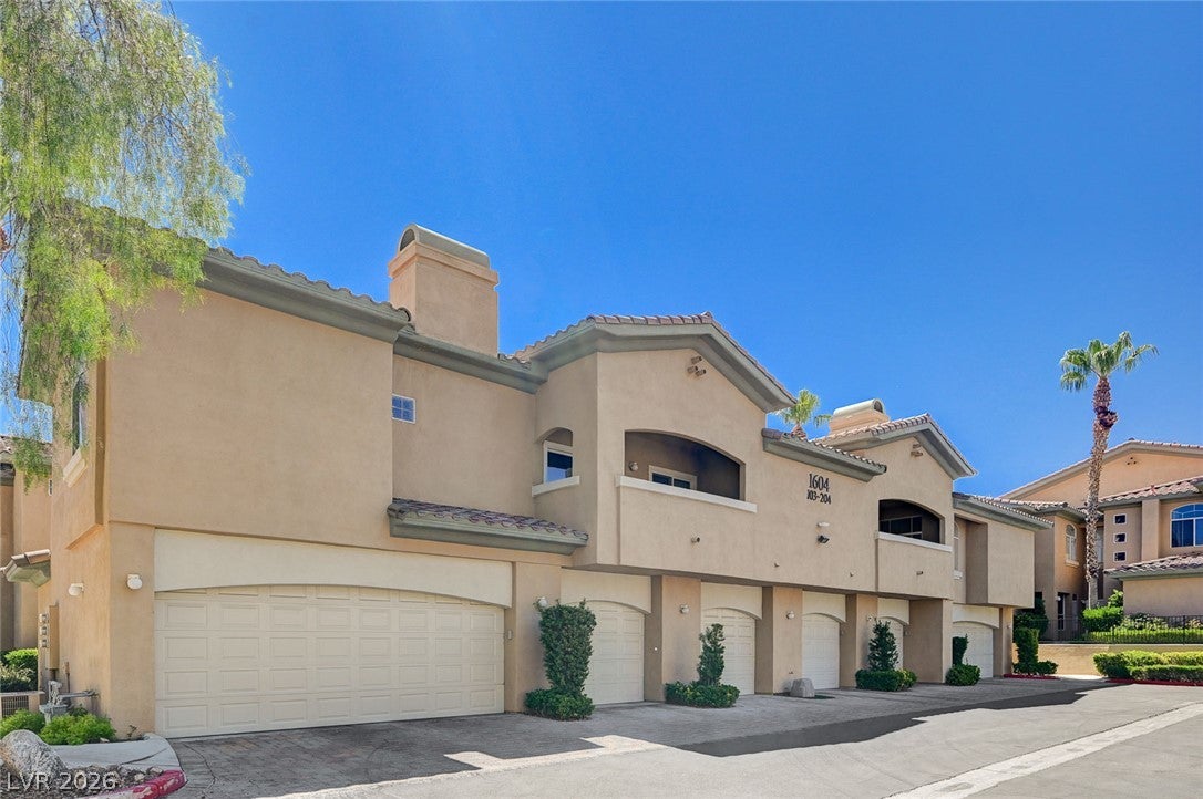 1604 Cardinal Bluff Drive 202