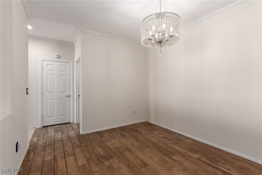 7425 Grassquit Street