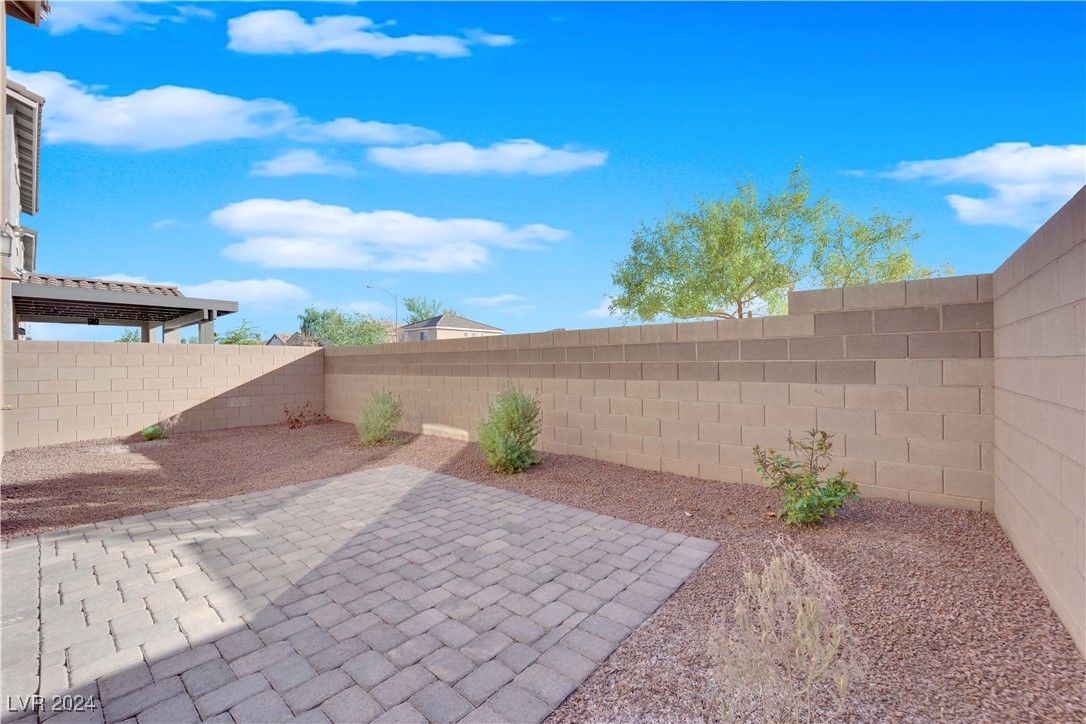 4529 Swimming Minnow Avenue, Las Vegas, Nevada image 33