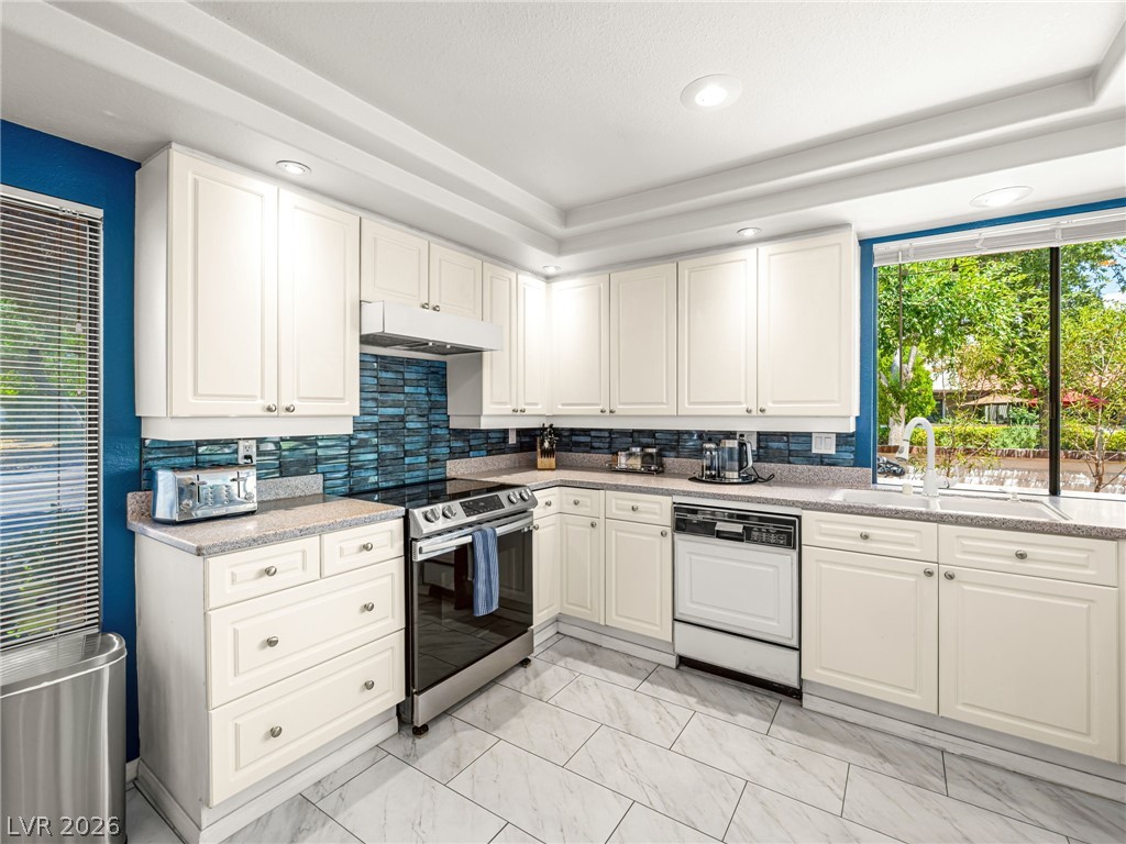 2828 San Lago Court