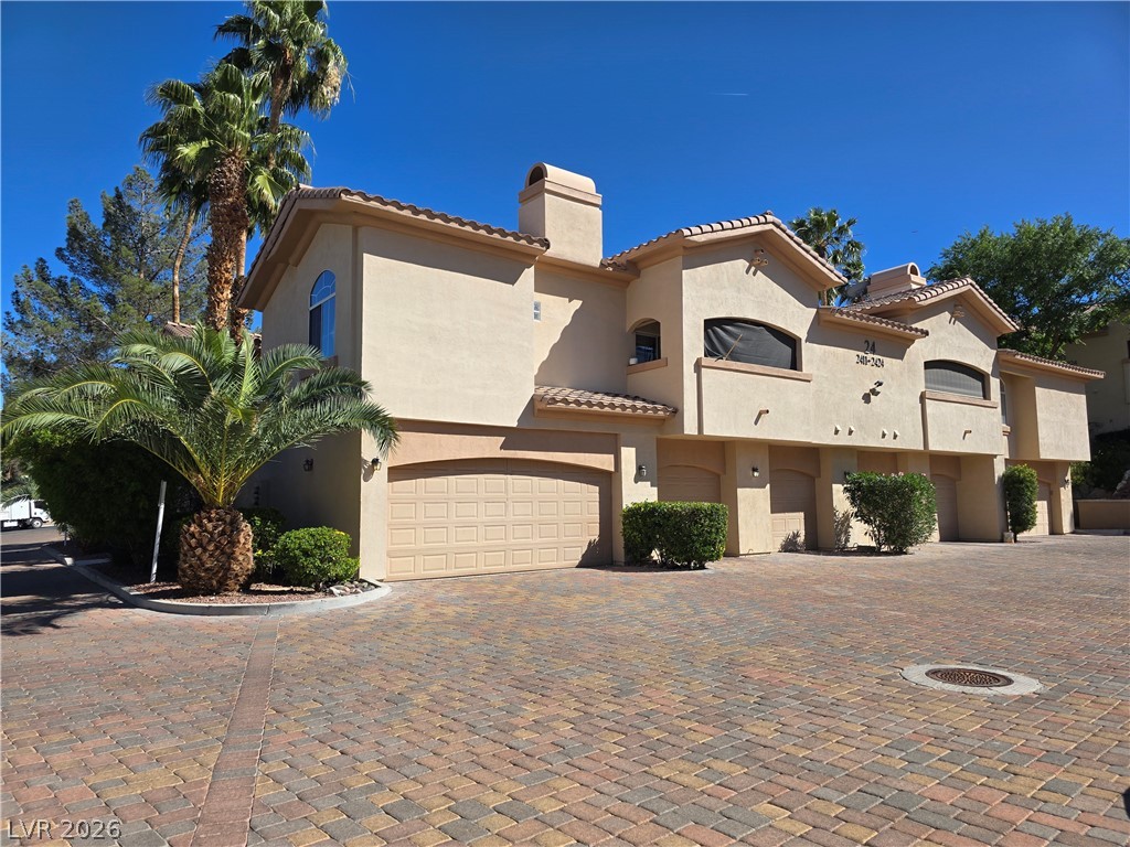 2050 W Warm Springs Road 2422