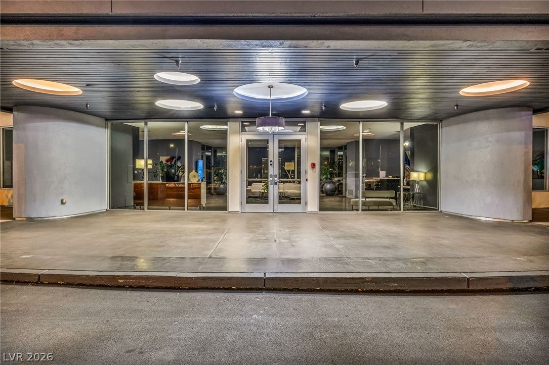 8925 W Flamingo Road 201