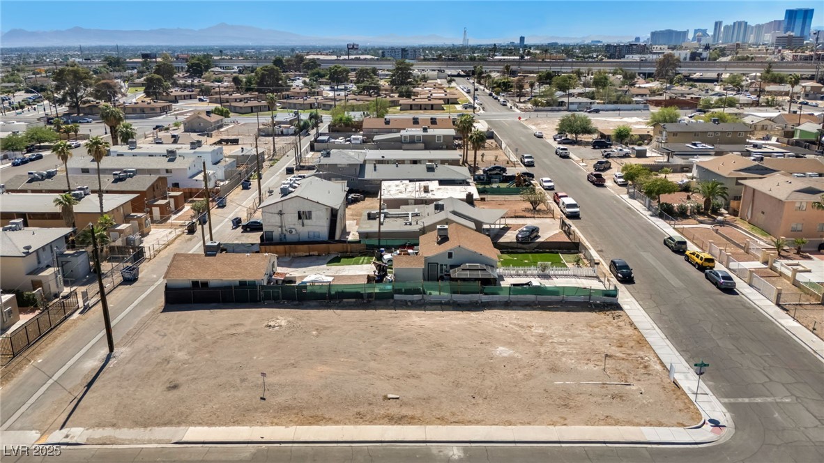 640 N 10th Street