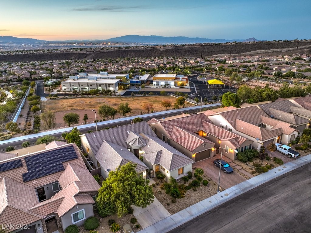 Henderson, Nevada 89044, United States, 3 Bedrooms Bedrooms, ,3 BathroomsBathrooms,Residential,Active,19506